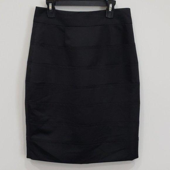 Trina Turk Dresses & Skirts - Trina Turk Black Satin Pencil Skirt